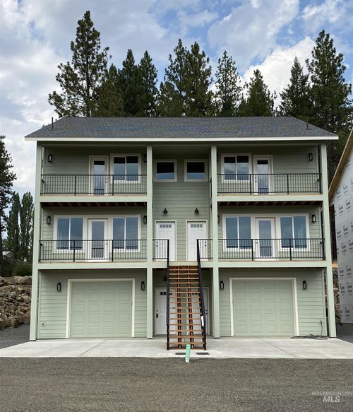 102 Highline Ln, Potlatch, ID, 83855-7006 | Card Image