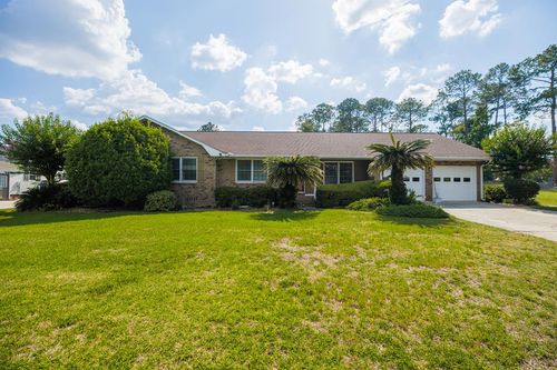 2243 Oakgrove Cir, Valdosta, GA, 31602-2245 | Card Image