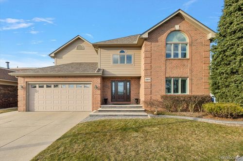 35809 Schmid Dr, New Baltimore, MI, 48047-2473 | Card Image