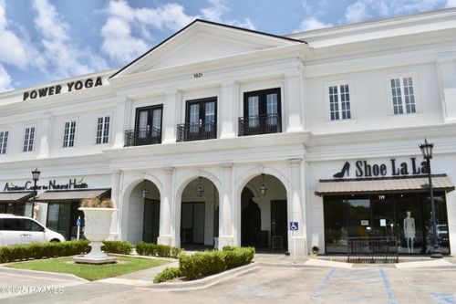 b-1921 Kaliste Saloom Rd, Lafayette, LA, 70508-6182 | Card Image