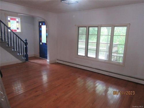 2 Second Ave, Unionville, NY, 10988-2019 | Card Image