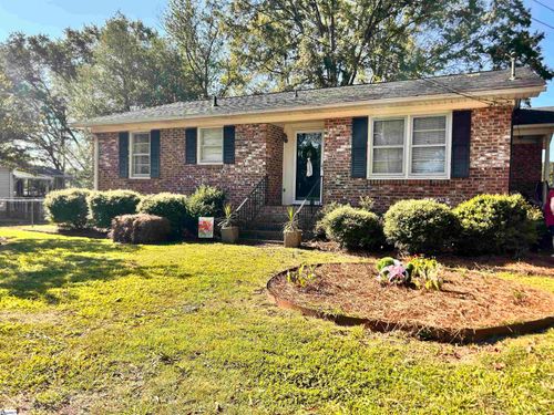 605 W Farley Ave, Laurens, SC, 29360-2665 | Card Image
