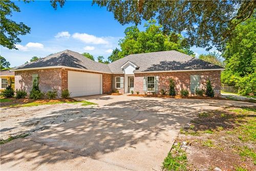 908 Show White Drive, Alexandria, LA, 71303 | Card Image