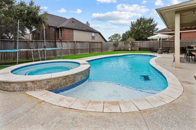 Don't miss the fabulous pool and backyard! | Image 3