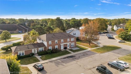 6972 Harvard Ln, Canton, MI, 48187-2502 | Card Image