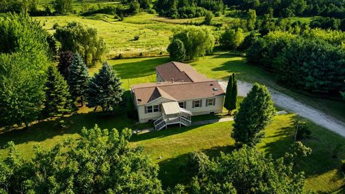 W6997 Gale Drive, DOUGLAS, WI, 53930 | Card Image