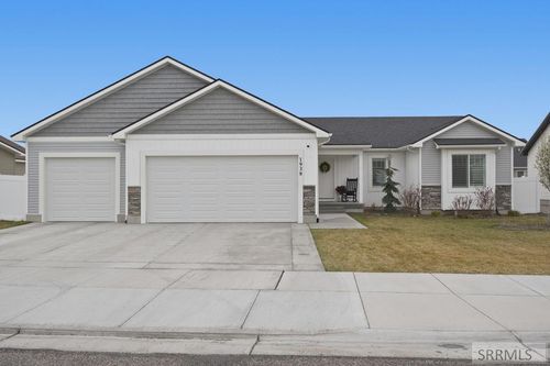 1938 Bennington Ct, Idaho Falls, ID, 83404-4733 | Card Image