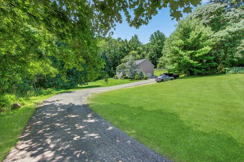 9 Dyckman Dr, Mohegan Lake, NY, 10547-1852 | Card Image