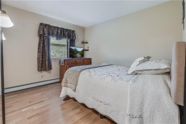 9 Pleasant Ln, House other with 3 bedrooms, 3 bathrooms and 2 parking in Poughkeepsie NY | Image 14