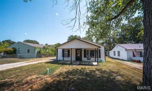 103 S Newport Ln, Waynesville, MO, 65583-2256 | Card Image