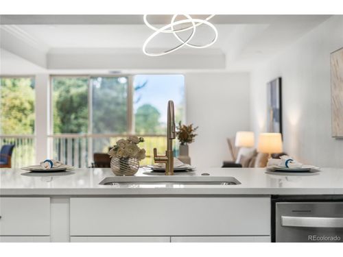 201-1900 E Girard Pl, Englewood, CO, 80113-3151 | Card Image