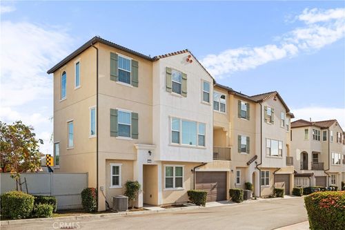 227 Promenade St, Pomona, CA, 91767-1874 | Card Image