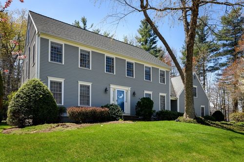 122 Fox Hill Dr, Holden, MA, 01520-1139 | Card Image