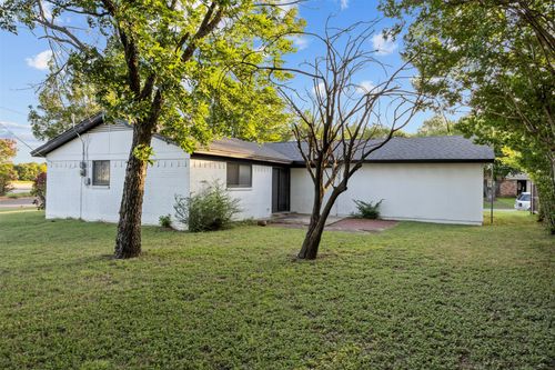 2700 Birch Park Dr, Richland Hills, TX, 76118-6703 | Card Image