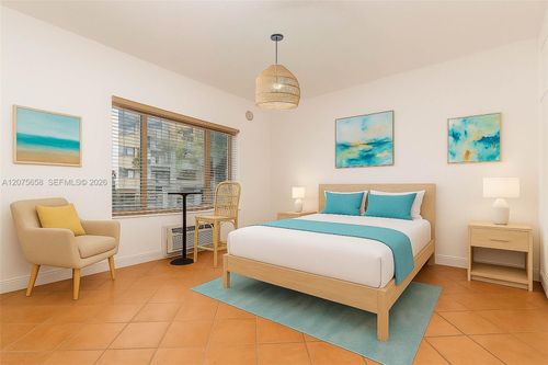 208-255 W 24th St, Miami Beach, FL, 33140-4637 | Card Image
