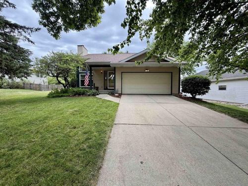 2809 Maple View Drive, Madison, WI, 53719 | Card Image