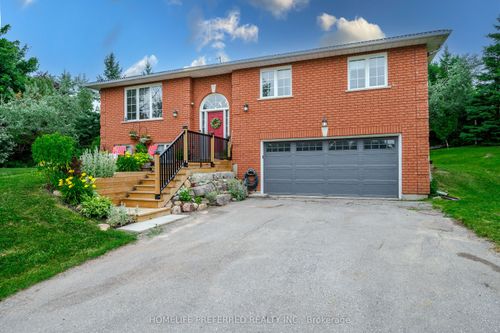 2403 Kennedy Dr, Cavan, ON, L0A1C0 | Card Image