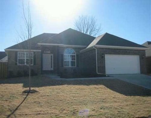 5075 W Waverly Rd, Fayetteville, AR, 72704-6957 | Card Image