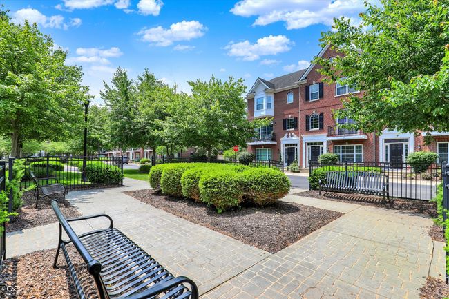 73 11 Th St Nw, Condo with 3 bedrooms, 3 bathrooms and null parking in Carmel IN | Image 51