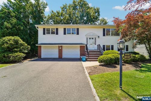 41-57 Rys Ter, Fair Lawn, NJ, 07410-5813 | Card Image