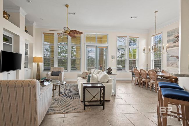 Living Room | Image 9