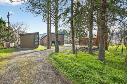 119 Madison St, Talent, OR, 97540-7000 | Card Image