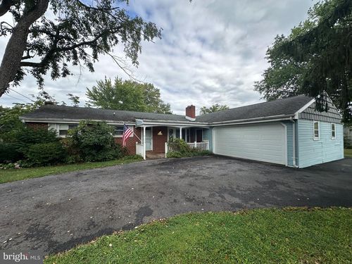 923 Wertzville Rd, ENOLA, PA, 17025-1837 | Card Image
