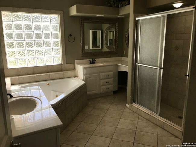 3011 River Way, House other with 4 bedrooms, 5 bathrooms and null parking in Spring Branch TX | Image 37