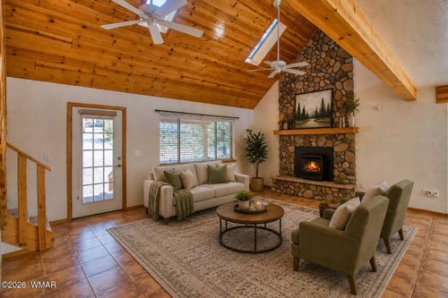 2526 Chiricahua Dr, Show Low, AZ, 85901-8099 | Card Image