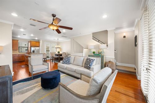 2320 Emancipation Ave, Houston, TX, 77004-1406 | Card Image