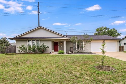 7300 Glenhill Rd, Austin, TX, 78752-2125 | Card Image