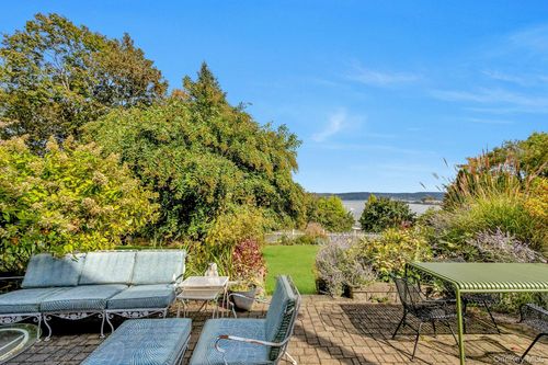 220 Hudson Ter, Piermont, NY, 10968-1060 | Card Image