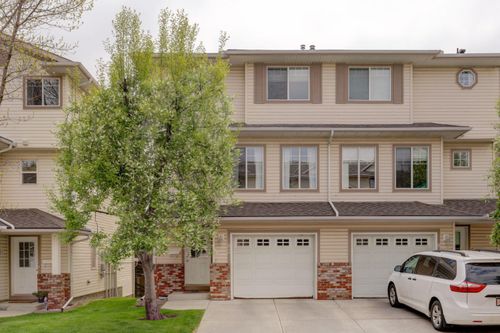 82 Country Hills Cove Nw, Calgary, AB, T3K5G8 | Card Image