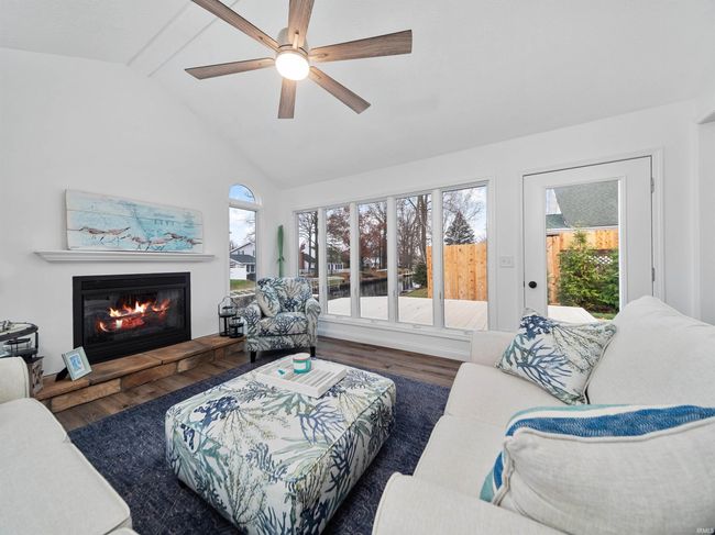 8006 E Cherokee Rd, House other with 3 bedrooms, 2 bathrooms and null parking in Syracuse IN | Image 20