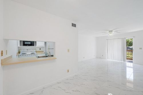 202-1854 Abbey Rd, West Palm Beach, FL, 33415-5632 | Card Image