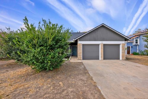 1211 York Castle Dr, Pflugerville, TX, 78660-2145 | Card Image