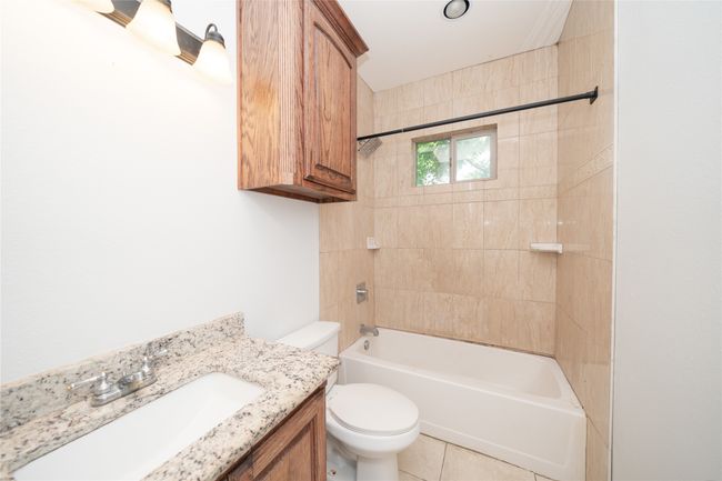 305 E Fogg St, House other with 3 bedrooms, 2 bathrooms and null parking in Fort Worth TX | Image 12