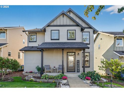 19135 Village Blvd, Sandy, OR, 97055-8100 | Card Image