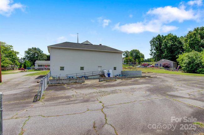 1100 Praley St Sw, Home with 0 bedrooms, 0 bathrooms and 40 parking in Valdese NC | Image 39