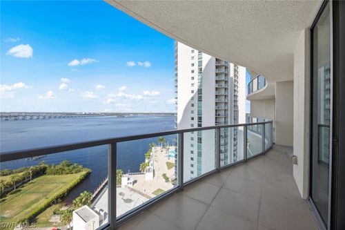 1603-3000 Oasis Grand Boulevard, Fort Myers, FL, 33916 | Card Image