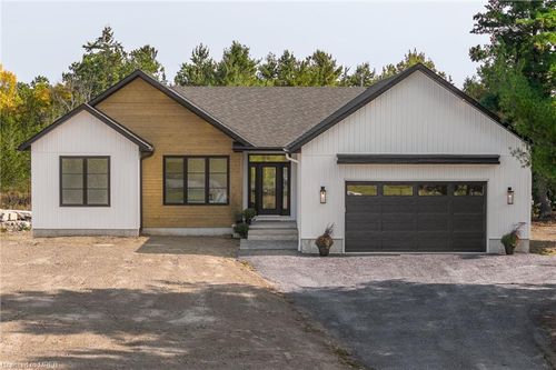 114 Dewey Rd, Yarker, ON, K0K3N0 | Card Image