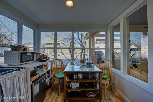 723 Pine St, House other with 2 bedrooms, 3 bathrooms and null parking in Sandpoint ID | Image 11