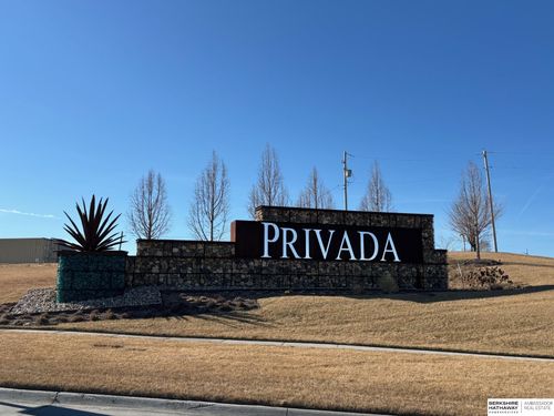 21055 Valley Cir, Elkhorn, NE, 68022-3483 | Card Image