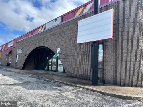 2290 Industrial Hwy, YORK, PA, 17402-2202 | Card Image