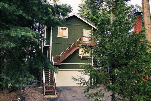 583 W Victoria Ct, Lake Arrowhead, CA, 92352 | Card Image