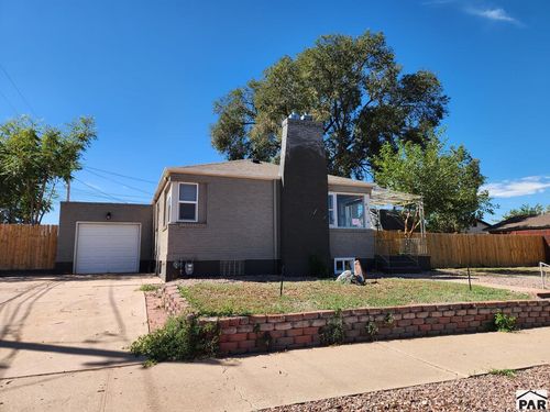 611 E Pitkin Ave, Pueblo, CO, 81004-2348 | Card Image