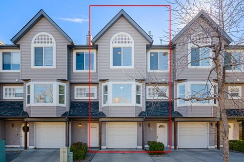 19 Sandarac Rd Nw, Calgary, AB, T3K5B4 | Card Image