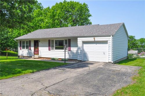 913 N Maple St, Stanberry, MO, 64489-1423 | Card Image