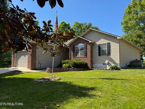 2205 Wichita Dr, Crossville, TN, 38572-6313 | Card Image