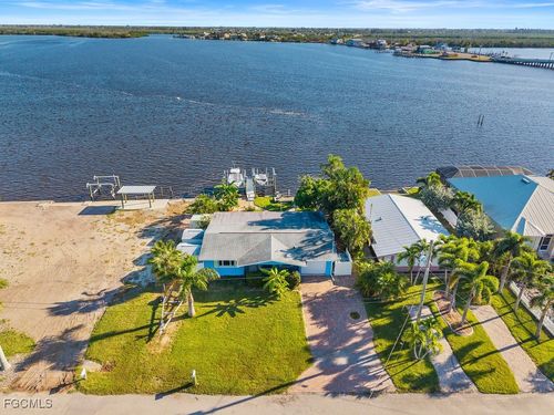 2504 Bayshore Dr, MATLACHA, FL, 33993-9737 | Card Image